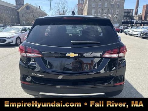 Used 2024 Chevrolet Equinox LT image 4