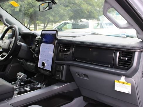 New 2025 Ford F150 Lightning Flash AWD/4WD image 7
