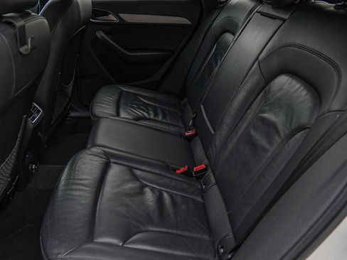 Used 2018 Audi Q3 2.0T Premium image 29