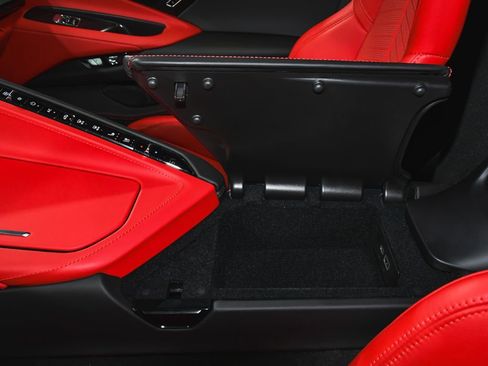 Used 2025 Chevrolet Corvette Stingray Premium Cpe w/ Stealth Interior Trim Package RWD image 46