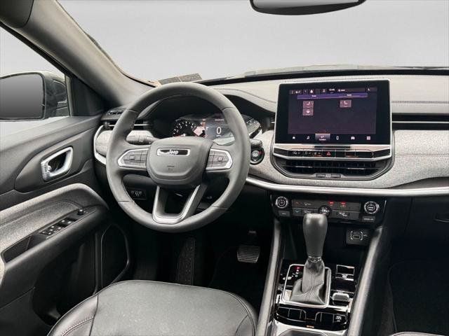 Certified 2023 Jeep Compass Latitude AWD/4WD image 15