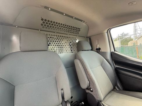 Used 2018 Nissan NV200 SV w/ Navigation Package image 28