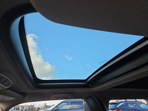 Used 2015 MINI Cooper S image 6