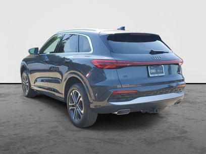 Used 2025 Audi Q5 Premium w/ Convenience Package