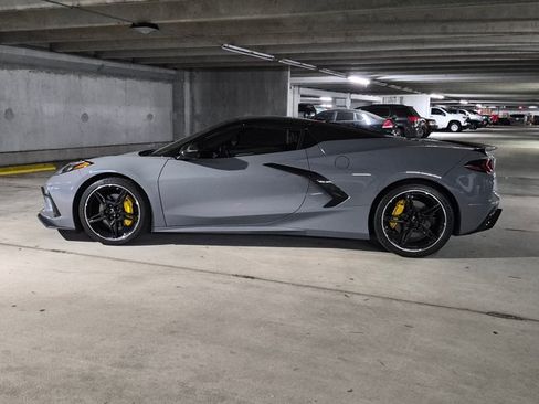 Used 2025 Chevrolet Corvette Stingray Premium Conv w/ Battery Protection Package RWD image 8