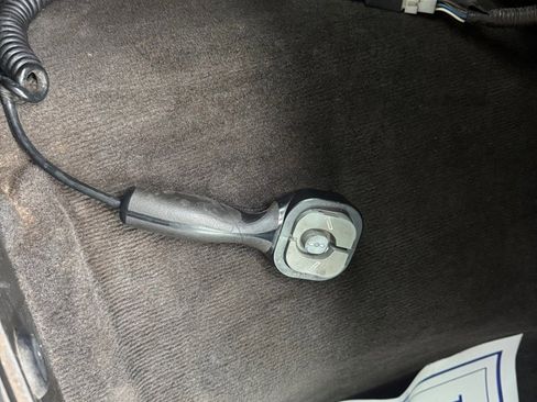 Used 2012 Chevrolet Silverado 2500 LT w/ Interior Plus Package image 10