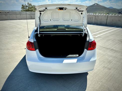 Used 2007 Hyundai Elantra GLS FWD image 29