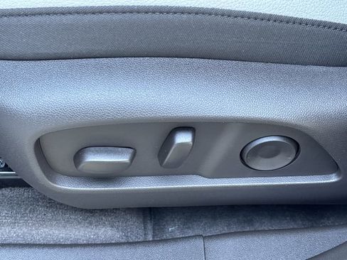 New 2026 GMC Terrain Denali w/ LPO, Black Badging Package image 21