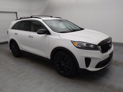 Used 2019 Kia Sorento S image 11