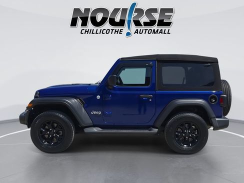 Used 2020 Jeep Wrangler Sport AWD/4WD image 5