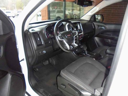 Used 2016 GMC Canyon SLE image 7