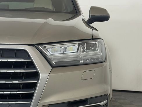 Used 2017 Audi Q7 3.0T Prestige AWD/4WD image 11