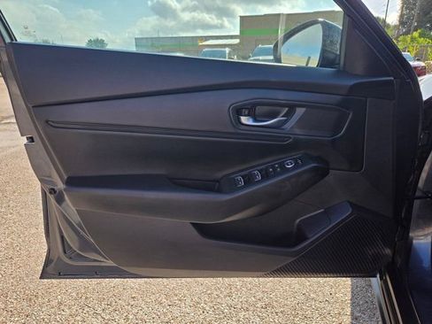 Used 2025 Honda Accord SE image 13