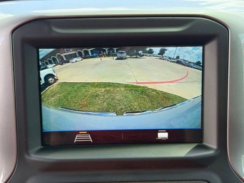 Used 2019 GMC Sierra 1500 4x4 Crew Cab w/ Convenience Package image 17