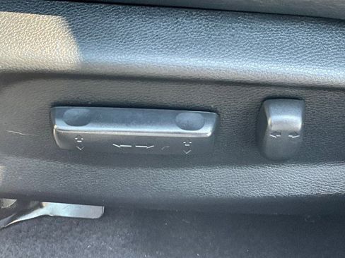 Used 2019 Honda Civic EX-L image 25