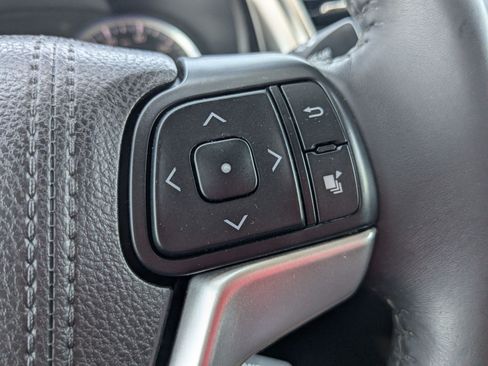Used 2016 Toyota Highlander XLE AWD/4WD image 20
