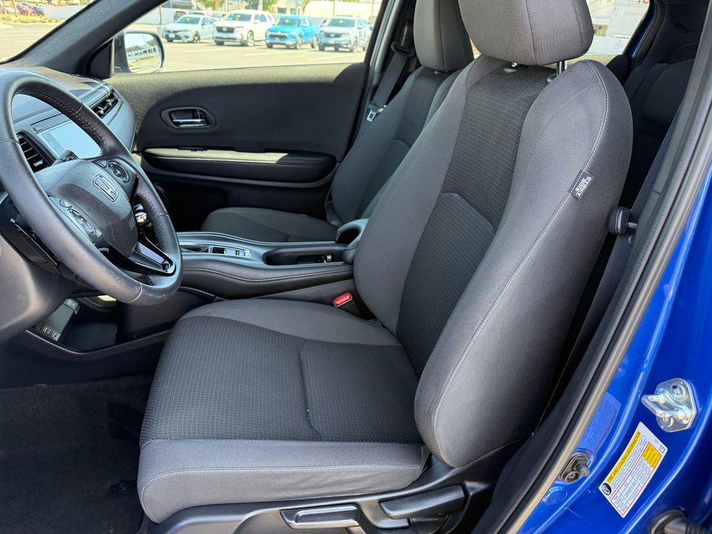 Used 2021 Honda HR-V Sport image 12