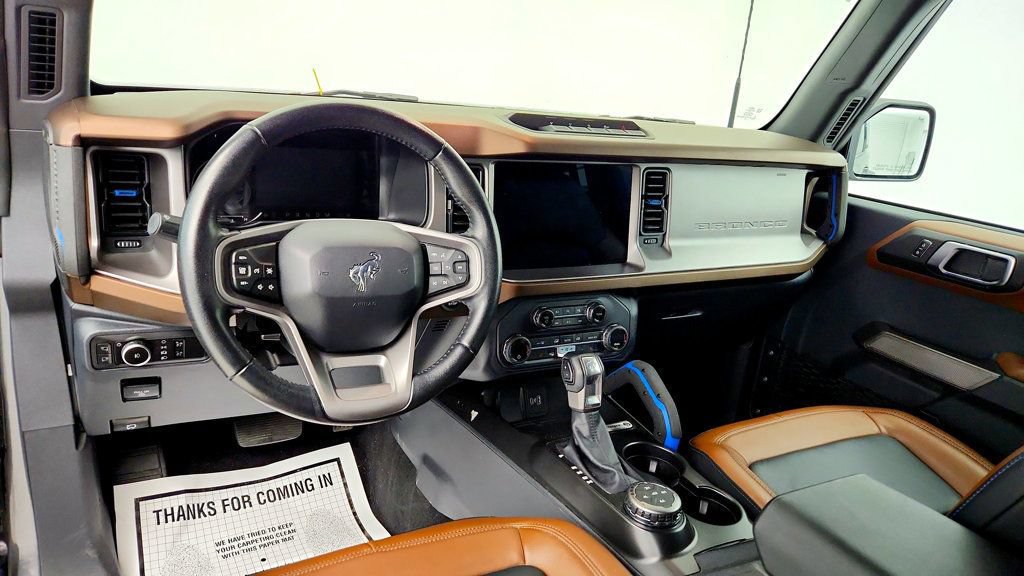 Used 2023 Ford Bronco Outer Banks w/ Sasquatch Package AWD/4WD image 12