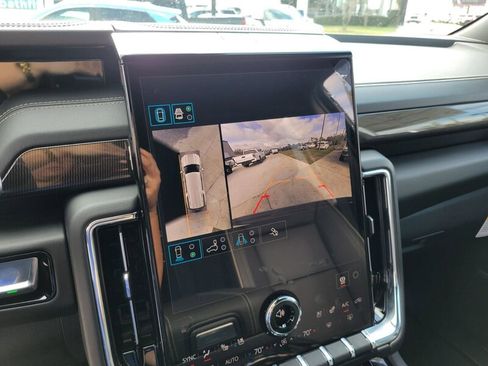 New 2026 GMC Yukon XL Elevation w/ Elevation Premium Package image 23