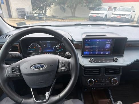 Used 2024 Ford Maverick Lariat w/ FX4 Off-Road Package AWD/4WD image 14