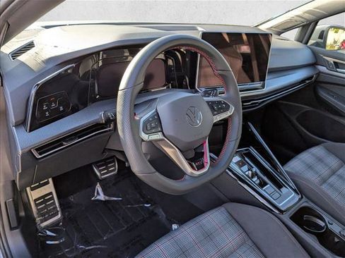 Used 2025 Volkswagen Golf S image 10