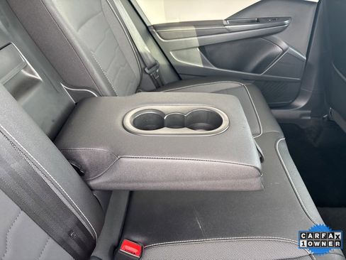 Used 2025 Volkswagen Taos SE image 50