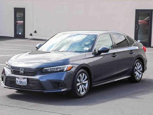 Used 2024 Honda Civic LX image 3