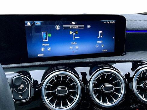 Used 2025 Mercedes-Benz CLA 250 4MATIC image 12