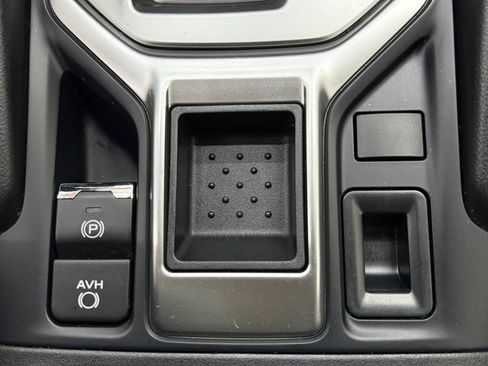 Used 2020 Subaru Forester w/ Popular Package #1 AWD/4WD image 34