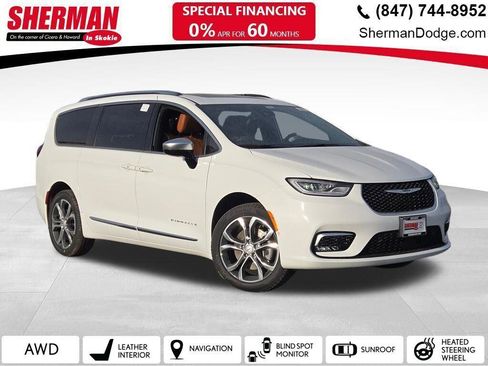 New 2026 Chrysler Pacifica Pinnacle image 1