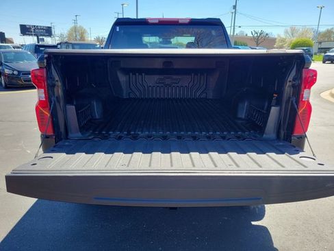 Used 2024 Chevrolet Silverado 1500 LT image 5
