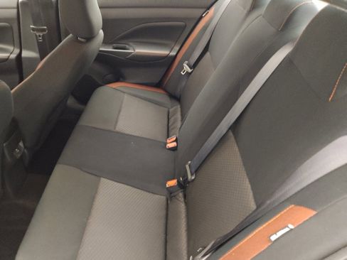 Used 2024 Nissan Versa SR image 18