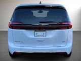 New 2026 Chrysler Pacifica Select image 4