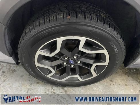 Used 2017 Subaru Crosstrek 2.0i Limited image 25