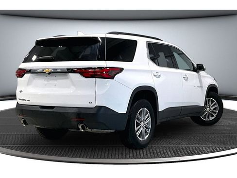 Used 2023 Chevrolet Traverse LT AWD/4WD image 14