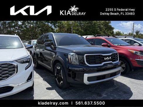 Used 2024 Kia Telluride S FWD image 1