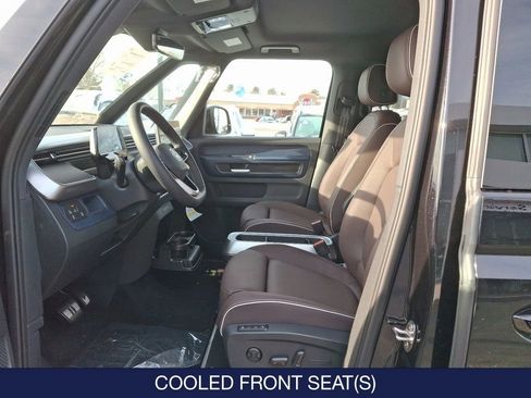 New 2025 Volkswagen ID. Buzz Pro S image 10