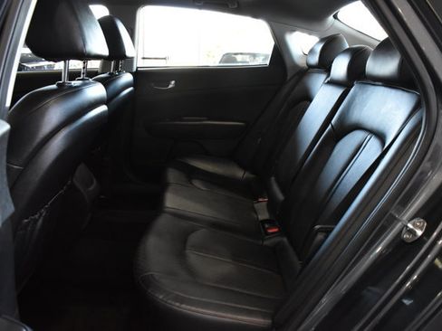 Used 2020 Kia Optima SE image 28