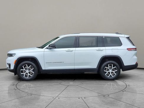 Certified 2023 Jeep Grand Cherokee L Limited AWD/4WD image 9