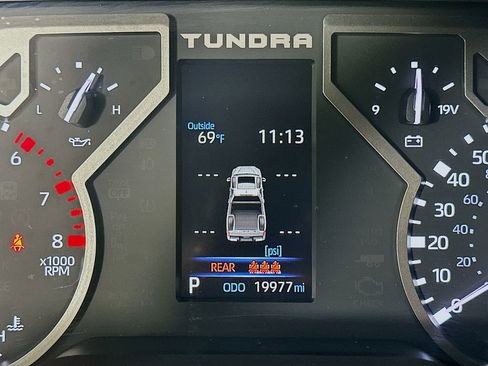 Used 2022 Toyota Tundra SR5 w/ SR5 Convenience Package image 12