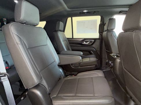 Used 2024 Chevrolet Tahoe Z71 w/ Luxury Package image 33