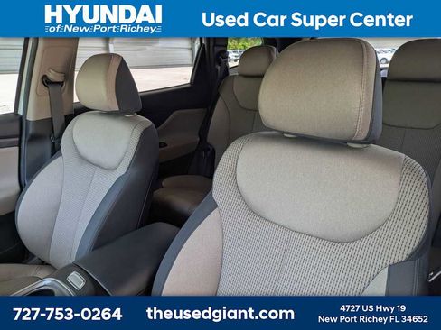 Used 2023 Hyundai Santa Fe SEL FWD image 7