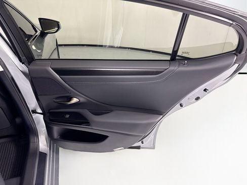 Certified 2025 Lexus ES 300h w/ Premium Package FWD image 27