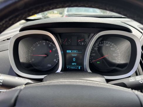 Used 2017 Chevrolet Equinox LT w/ Convenience Package AWD/4WD image 29