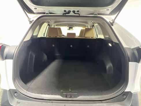 Used 2024 Toyota RAV4 LE FWD image 32