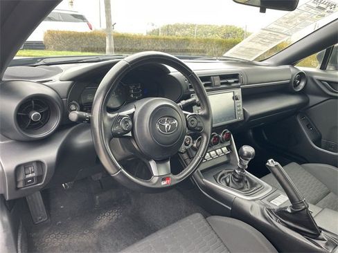 Used 2022 Toyota GR86 Base w/ GR Appearance Package 1 (TMS image 10