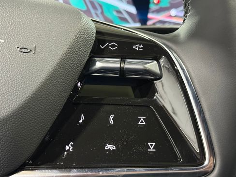 New 2026 Cadillac Lyriq Sport image 29