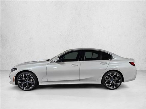 Used 2026 BMW 330i Sedan w/ Convenience Package RWD image 8