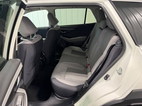Used 2023 Subaru Outback Premium AWD/4WD image 8