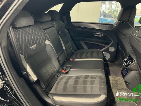 Used 2022 Bentley Bentayga Speed image 27